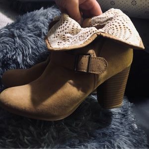 Tan lace heels